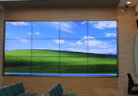 滑县液晶拼接屏的另类用法。